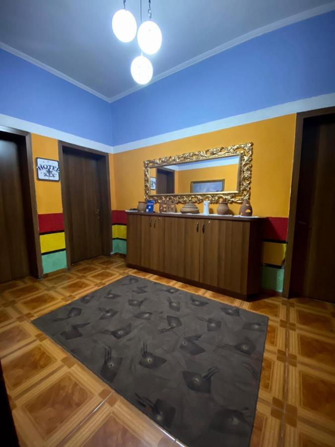 Hotel Rex Τίρανα Εξωτερικό φωτογραφία