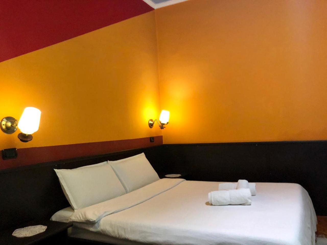 Hotel Rex Τίρανα Εξωτερικό φωτογραφία